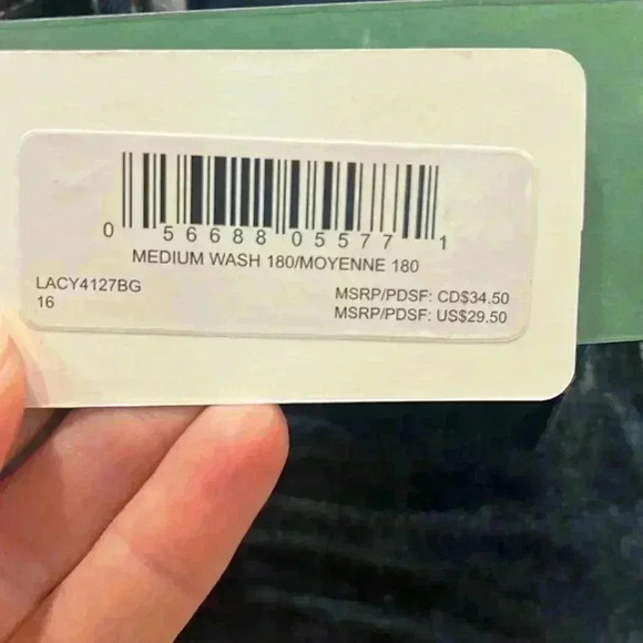 Girls Silver Jeans Co. blue Jean shorts size 16. NWT. - Picture 10 of 10